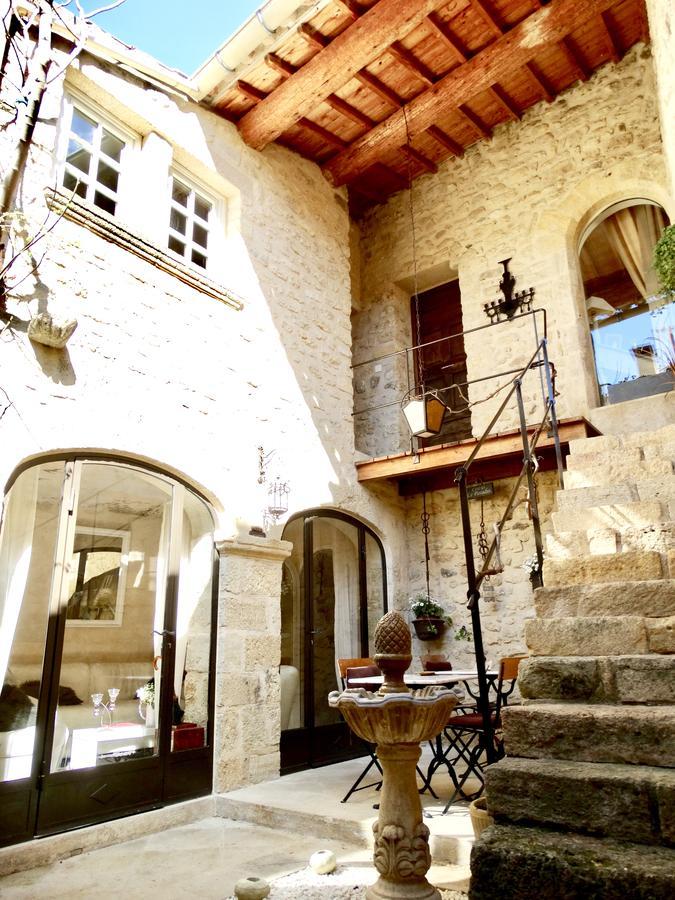 Un Patio En Luberon Acomodação com café da manhã Ansouis Exterior foto