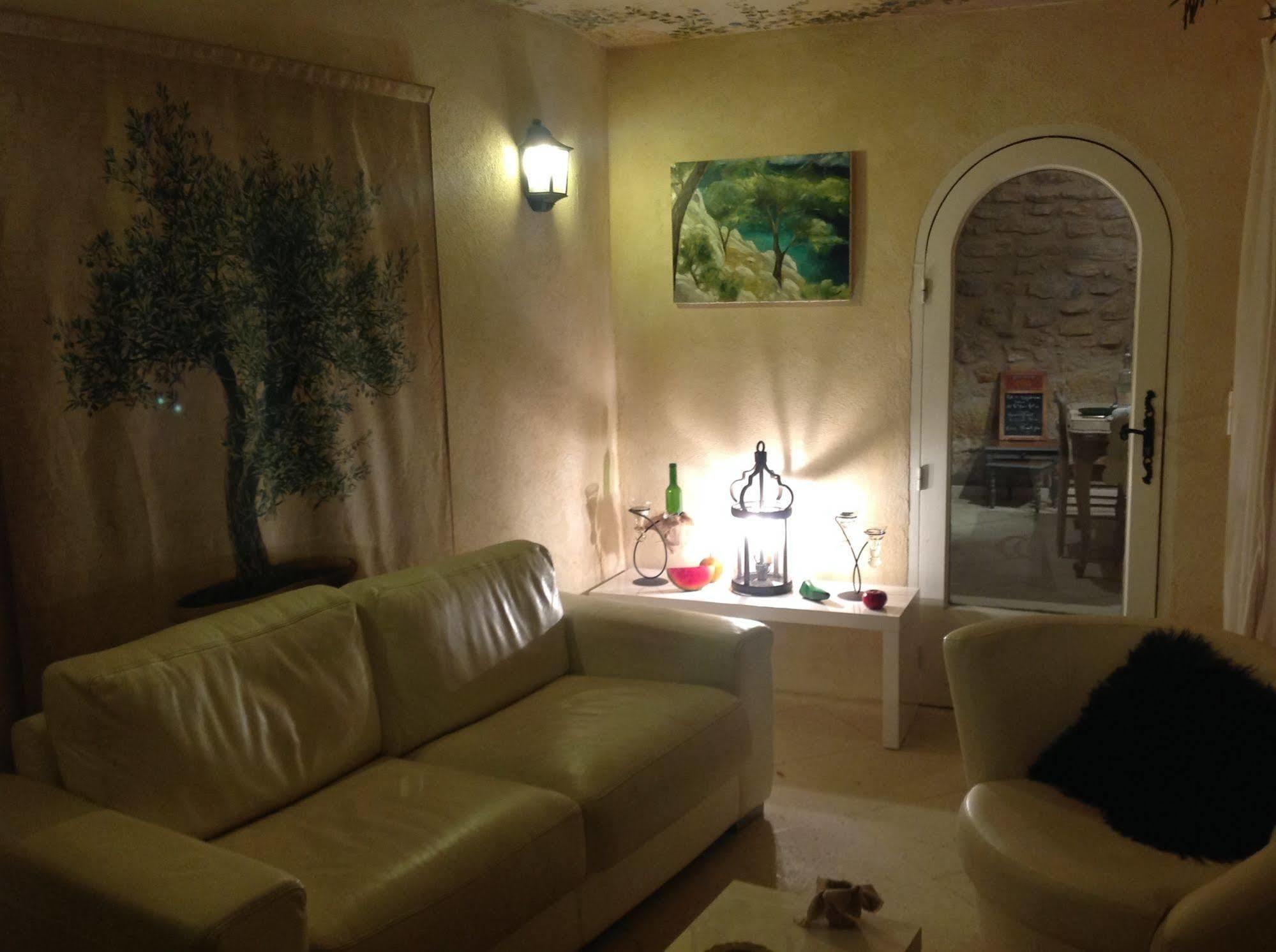 Un Patio En Luberon Acomodação com café da manhã Ansouis Exterior foto